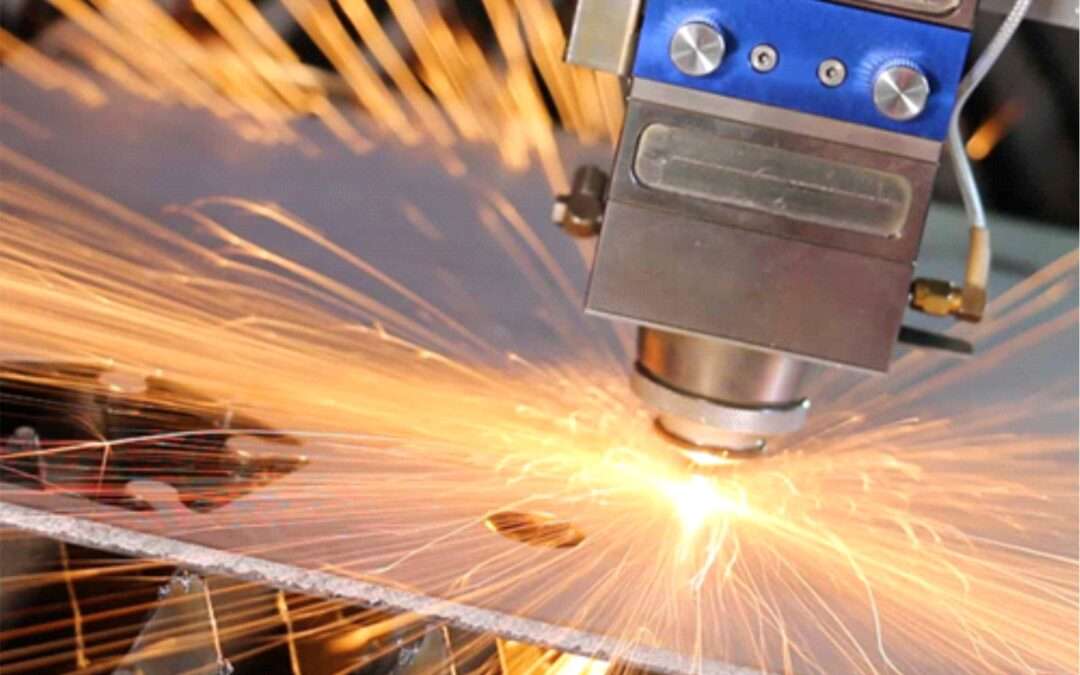 Bagaimana Memilih Mesin Fiber Laser Cutting untuk Manufaktur Lift?