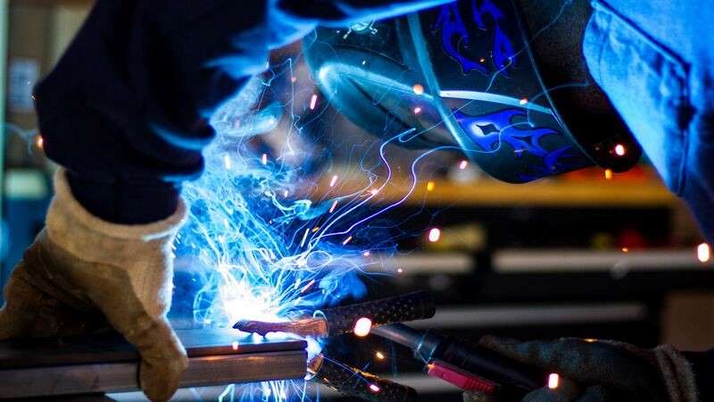 Penggunaan Portable Welding